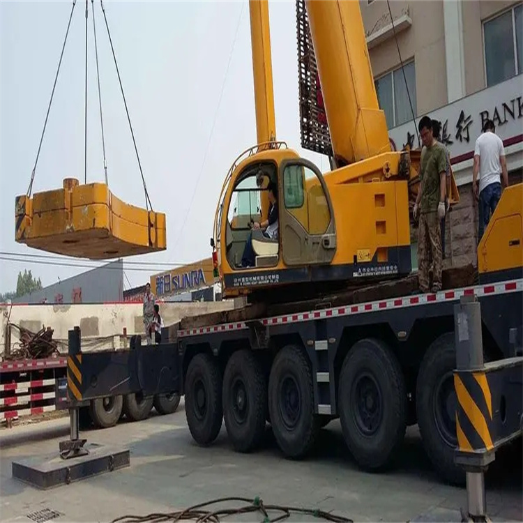 平桂当地吊车出租|机器吊装|75吨|工厂搬迁服务